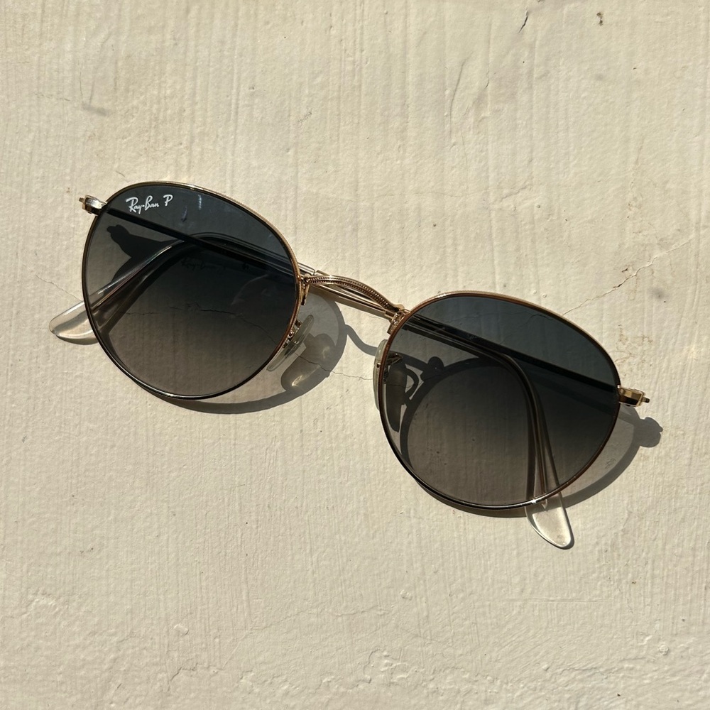 Ray-Ban Round Metal Sunglasses